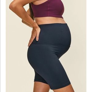 Girlfriend Collective seamless maternity bike short